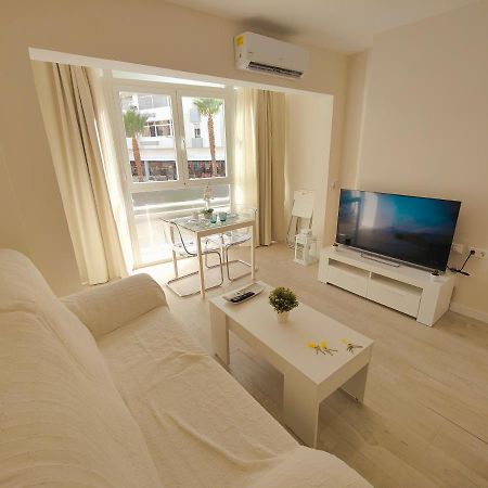 Coconut Begona Studio City Center Torremolinos Esterno foto