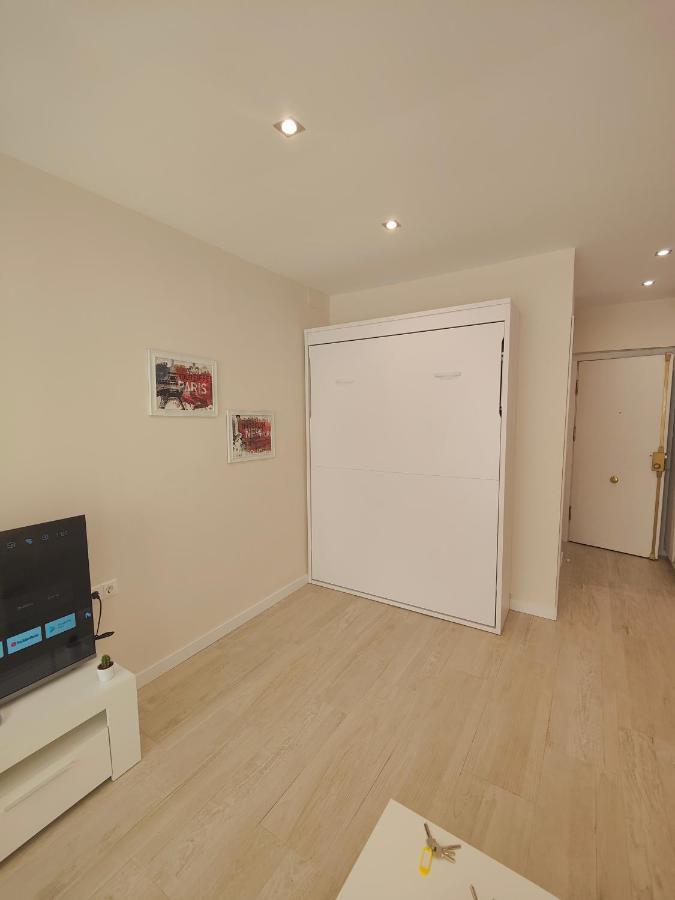 Coconut Begona Studio City Center Torremolinos Esterno foto