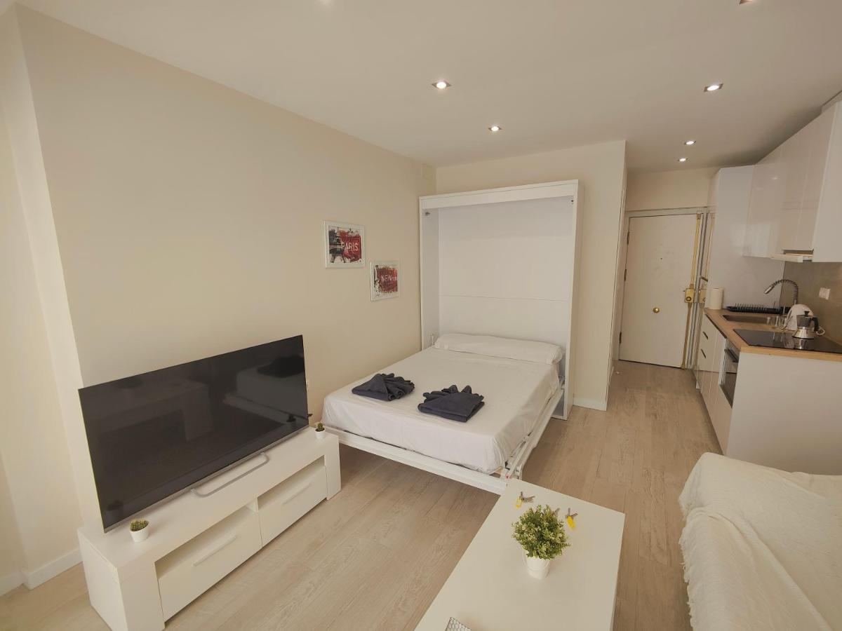 Coconut Begona Studio City Center Torremolinos Esterno foto